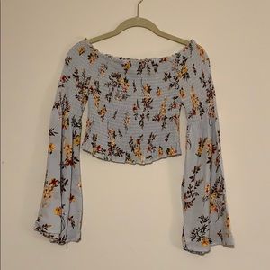 Long Sleeve Floral Crop Top